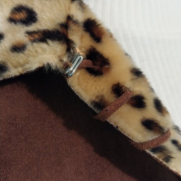 3550 Size M/Large Me chant Fun Fur Brown And Gold Animal Print Jacket. - Picture 4 of 7